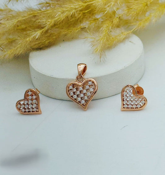 Heart-Shaped Pendant Set - TA7319R